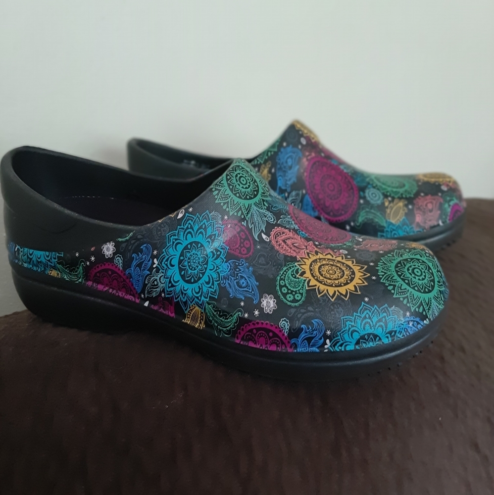 Women's Crocs